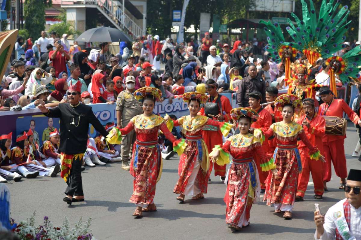 Apresiasi Karnaval Pesona Nusantara Kota Bekasi, Ridwan Kamil: Keren dan Luar Biasa
