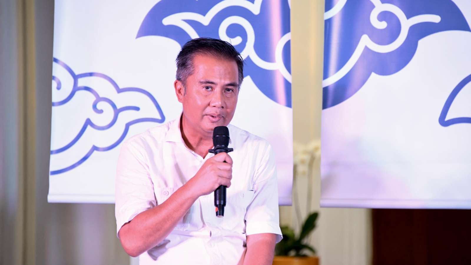 Asked about the Bandung City Smart City Corruption Case, Bey Machmudin: Respect the KPK Legal Process