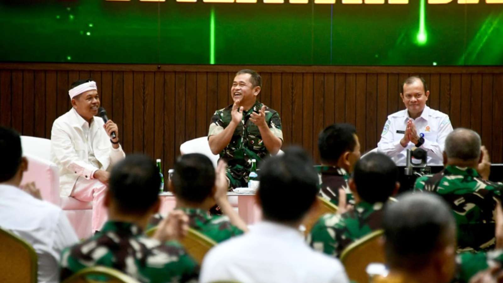 Tingkatkan Kepercayaan Investor, Pemprov Jabar dan PT PII Tandatangani Perjanjian Penjaminan TPPASR Legok Nangka 