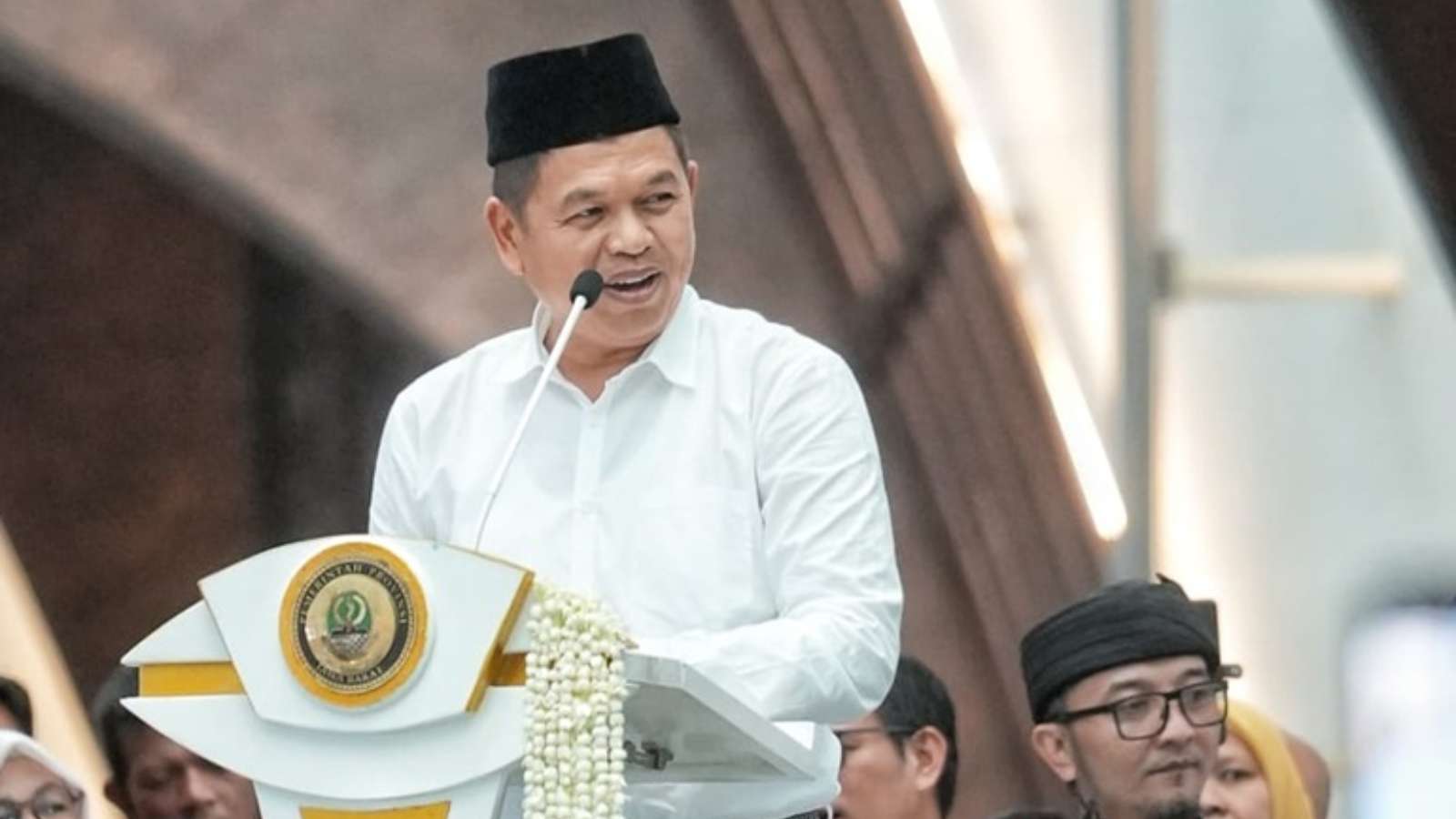 Bangun Spiritualitas Warga, KDM Prioritaskan Bangun Tajuk di Lingkungan 