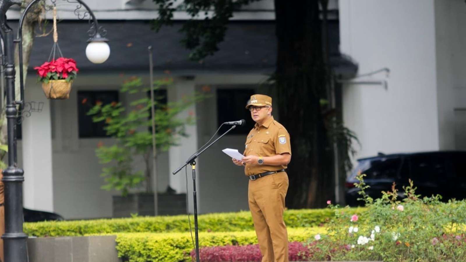 Beware of Online Gambling Under the Guise of Football, Farhan: Civil Servants Involved Will Face Strict Sanctions