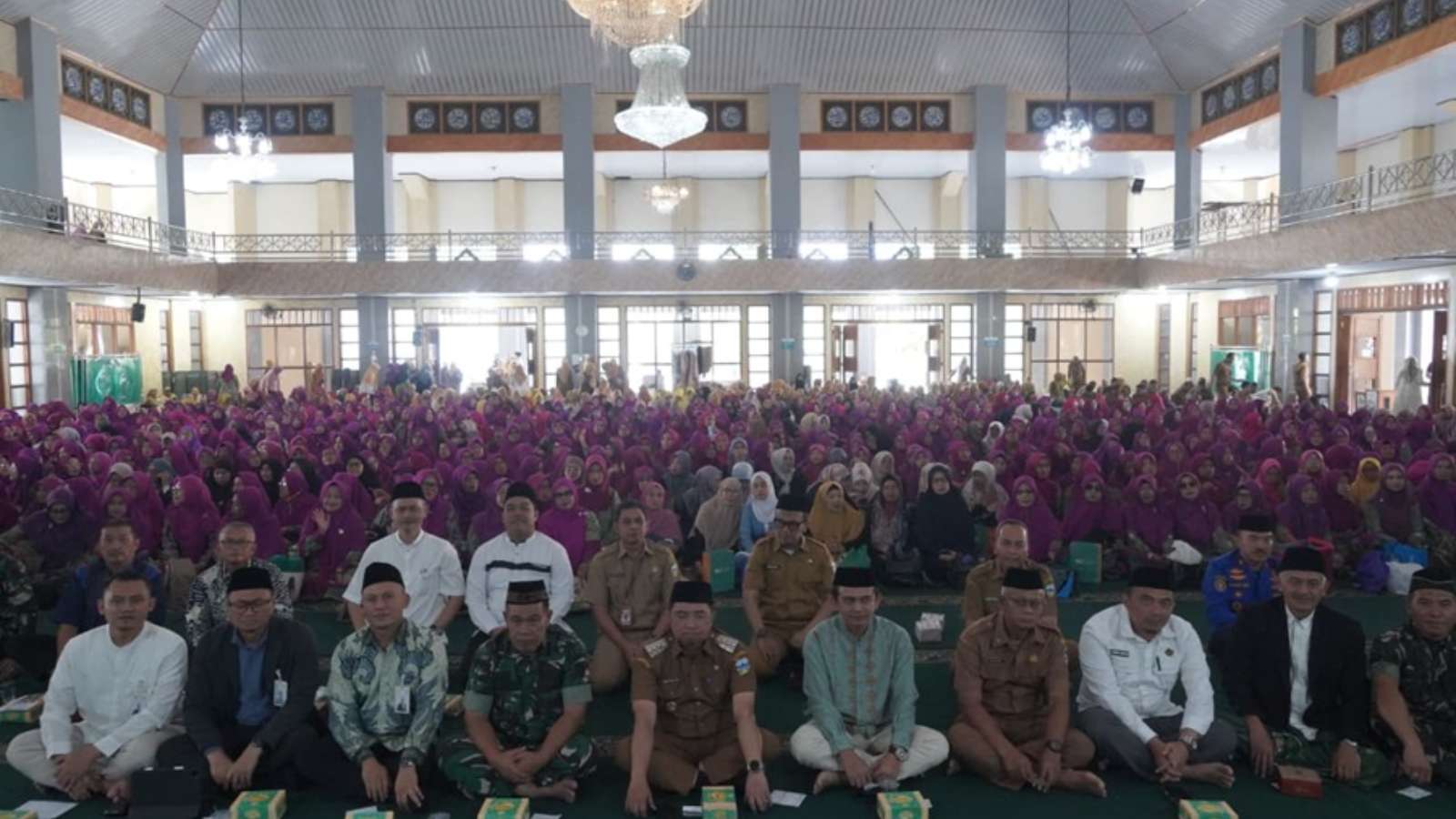 Welcoming 1 Muharram 1448 H, the Regent of Garut Invites the Public to Understand the Meaning of Hijrah and Take Advantage of the "Garut Berhaji" Program
