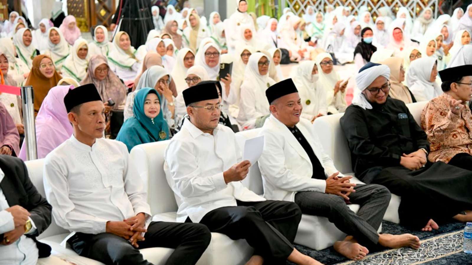 Tahun Baru Islam, Wagub Erwan Ajak Masyarakat Hijrah Menuju Kehidupan Lebih Baik 