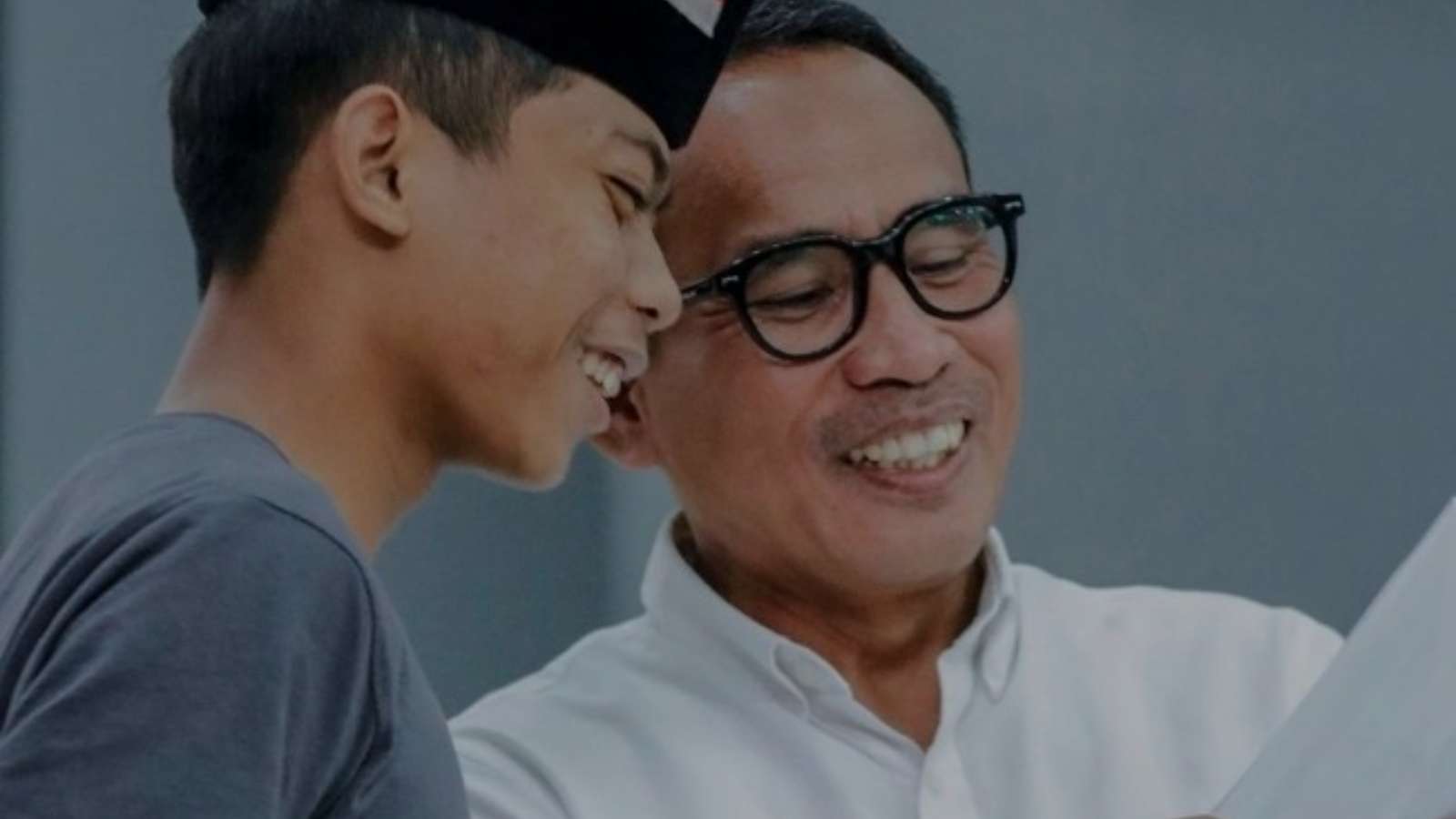 Serahkan Medali Juara O2SN Diksus, Kadisdik: Juara Sejati adalah Menghargai Sesama