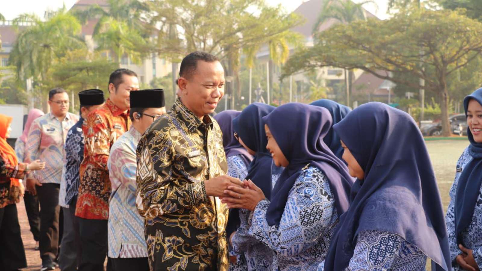 Strengthening the Role of Fathers in Parenting, the Bekasi Regency Government Commemorates National Fatherhood Day