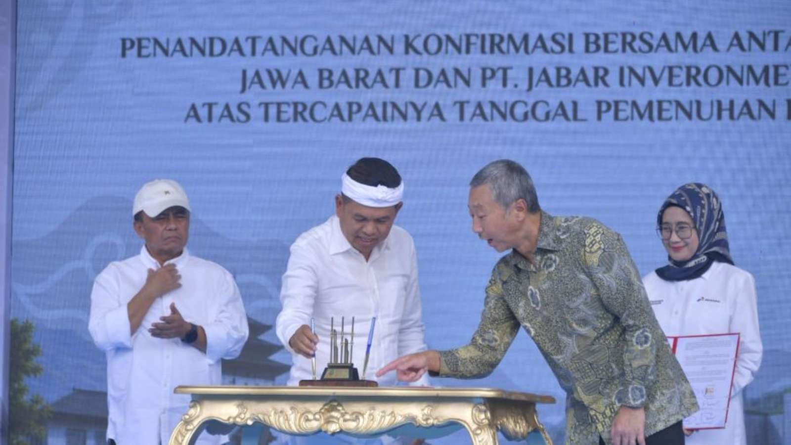 Governor KDM Inaugurates the Legok Nangka PSEL Development: Concrete Evidence of West Java's Waste Management