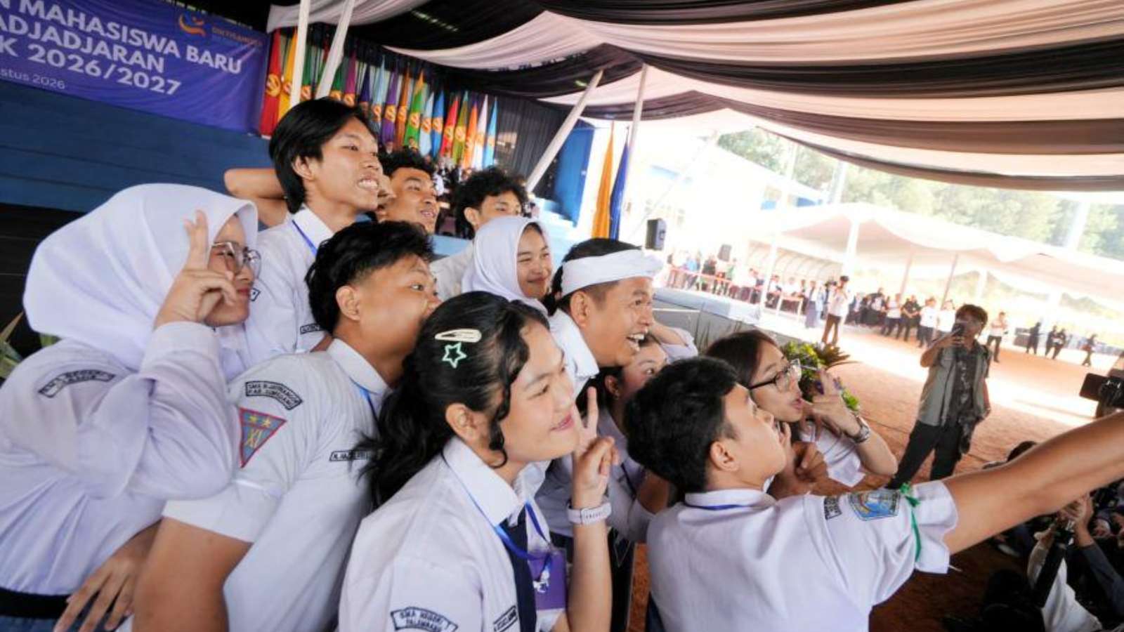 Hindari Putus Kuliah, KDM Usul Kenaikan Batas Gaji Orangtua bagi Mahasiswa Penerima KIP
