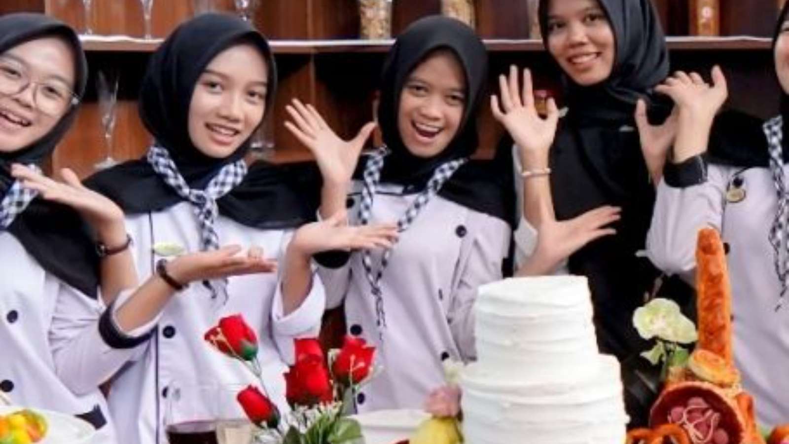 SMKN 1 Ciamis' 62nd Anniversary: Various Activities for the Community