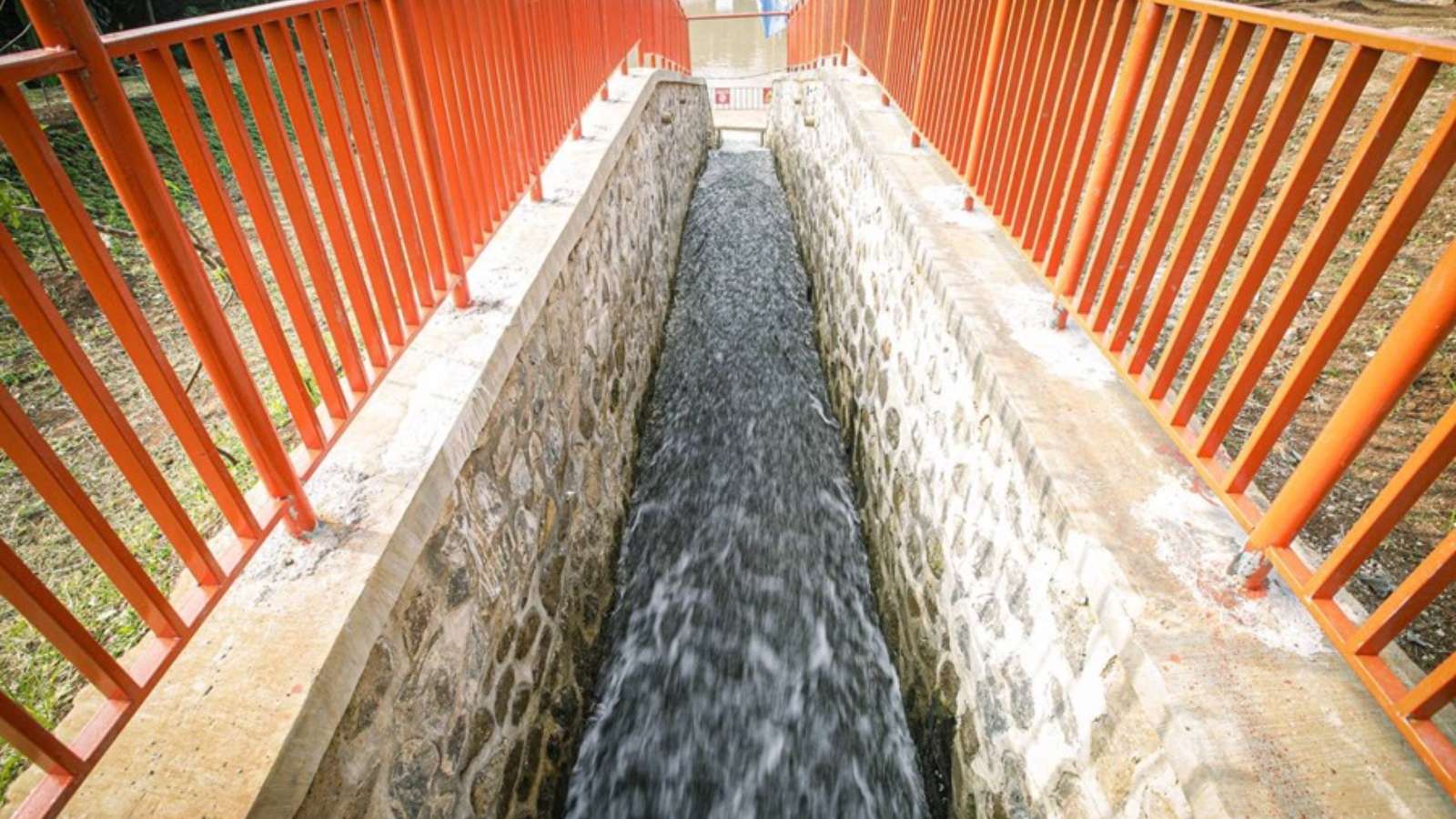 To Strengthen Flood Control Infrastructure, the City Government is Building Two Pump Houses and 3.9 Kilometers of New Drainage 